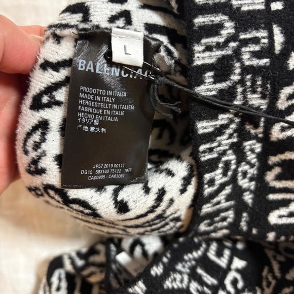 Balenciaga All-Over Logo Knit Skirt NWT - Picture 3 of 7